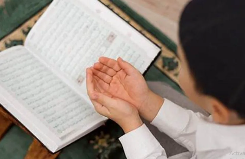 doa setelah baca al quran: Perbedaan Doa Tilawah Harian dan Doa Khataman
