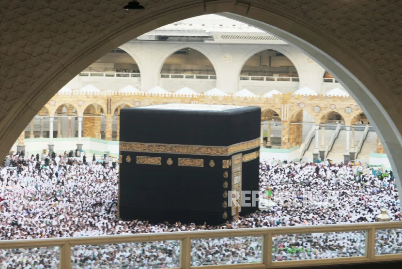 bacaan talbiyah - Talbiyah dalam Konteks Fikih Mazhab: Perbandingan Singkat