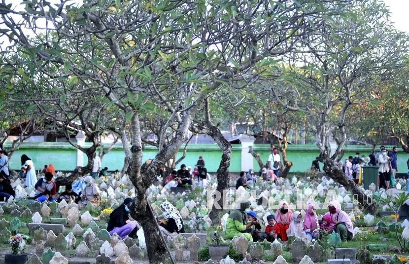 hadorot ziarah kubur