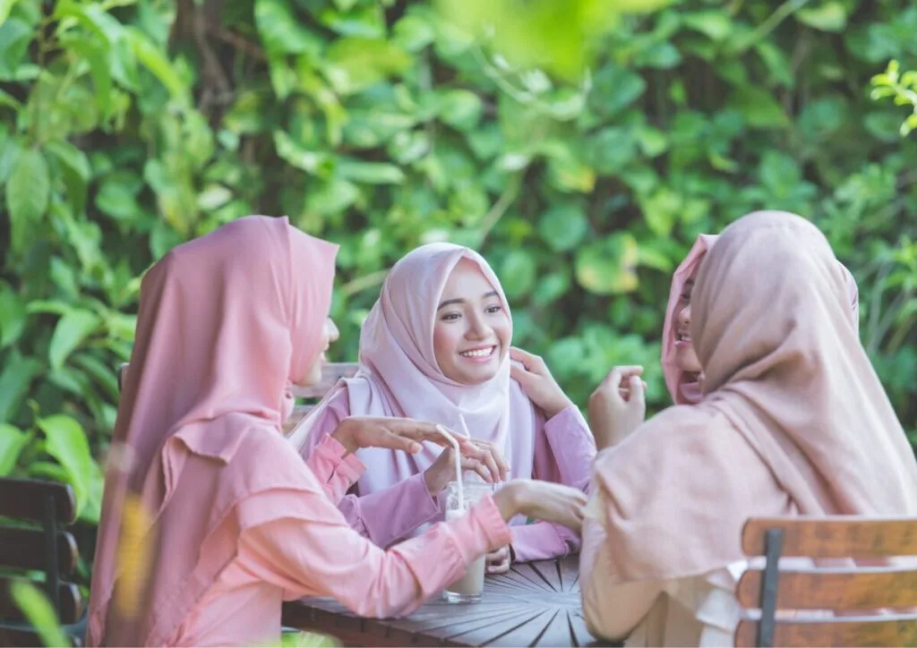 Menutup Perjalanan: Adab sebagai Kompas Harian