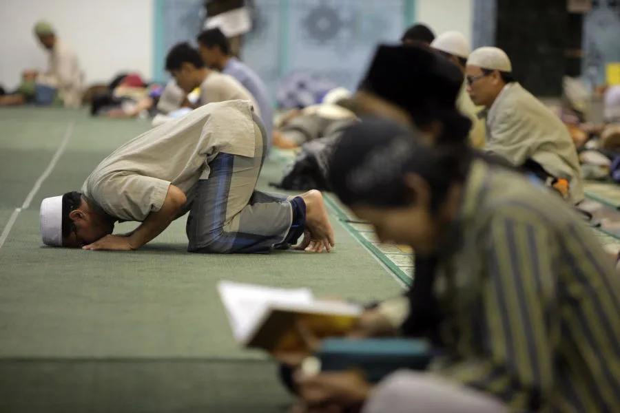 Hukum dan Macam-Macam Itikaf yang Perlu Diketahui