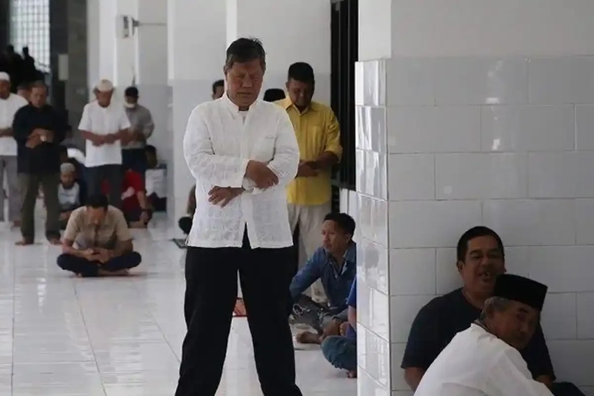 niat sholat qobliyah dzuhur: Waktu Pelaksanaan yang Sering Dikeliru
