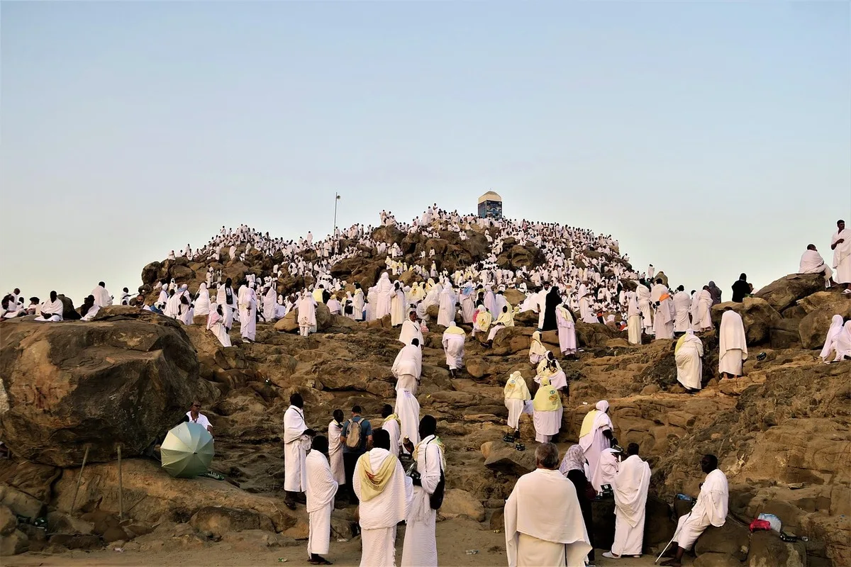 keutamaan hari arafah - Pertanyaan yang Sering Diajukan tentang Keutamaan Hari