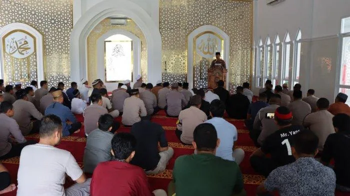 adab bersholawat: Pandangan Ulama tentang Keutamaan Adab dalam Bersholawat