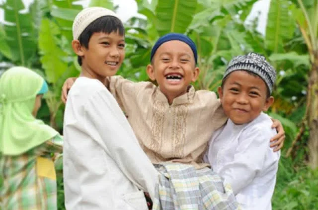 Acara Khitanan: Tradisi, Rangkaian, dan Makna Sosialnya