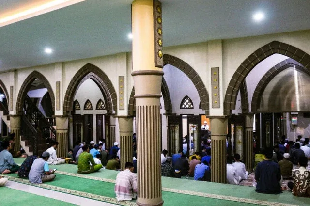 khutbah jumat menyentuh hati