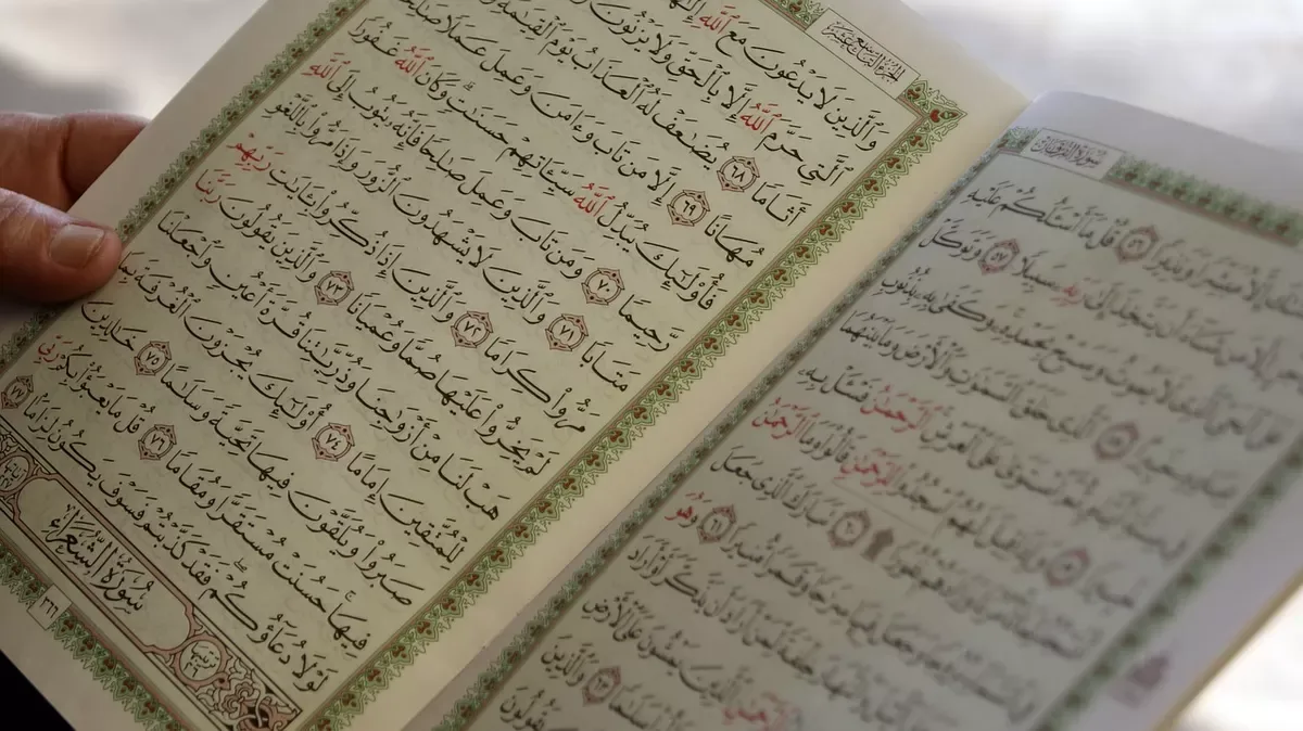 Meneladani Keteguhan Iman dari Surat Al-Hajj