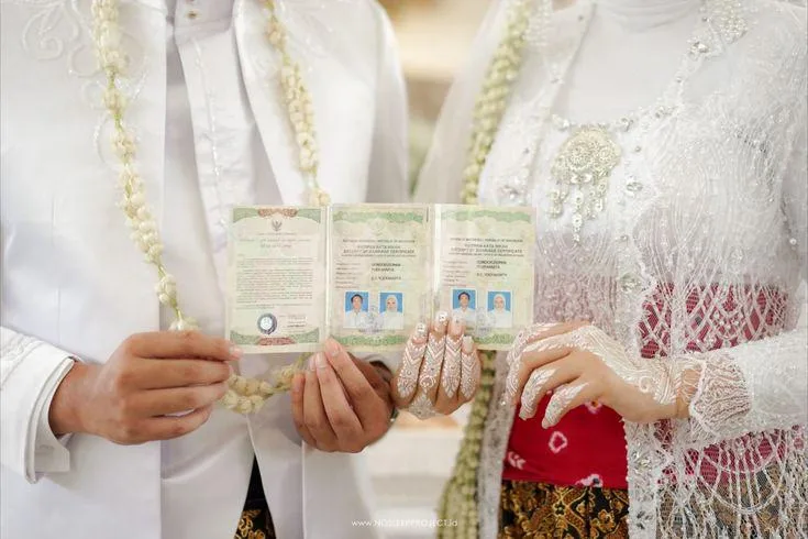 Menempatkan Pencatatan Nikah dalam Kerangka Keluarga yang