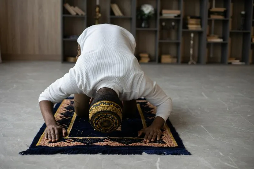 Hukum Nazar dalam Islam dan Batasan yang Harus Dihindari