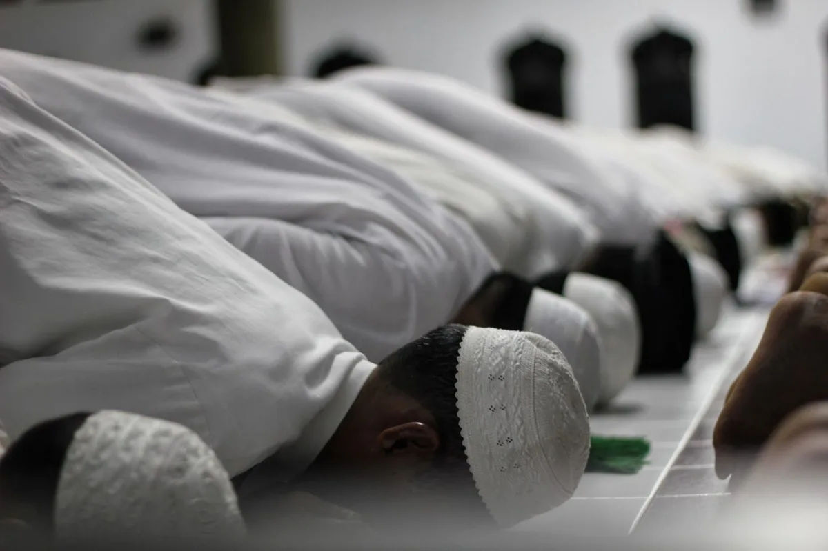 Sholat yang Terlewat: Definisi yang Perlu Diluruskan