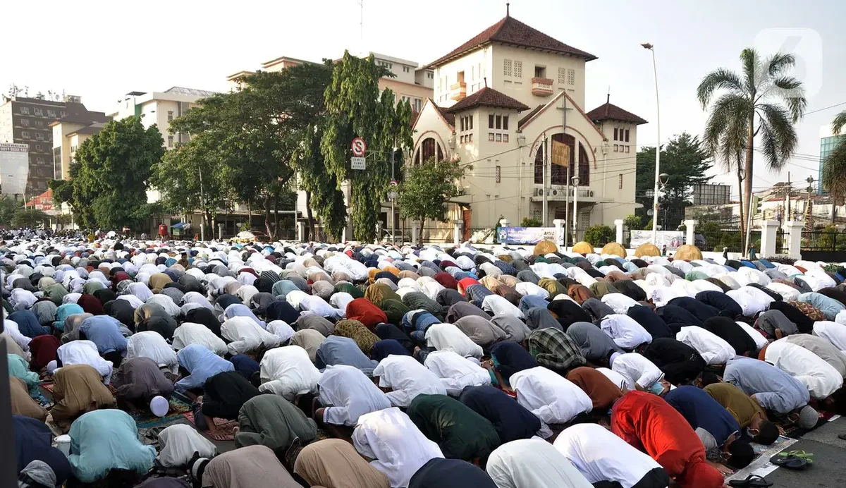 Khutbah dan Ceramah Sholat Idul Fitri: Struktur, Durasi,