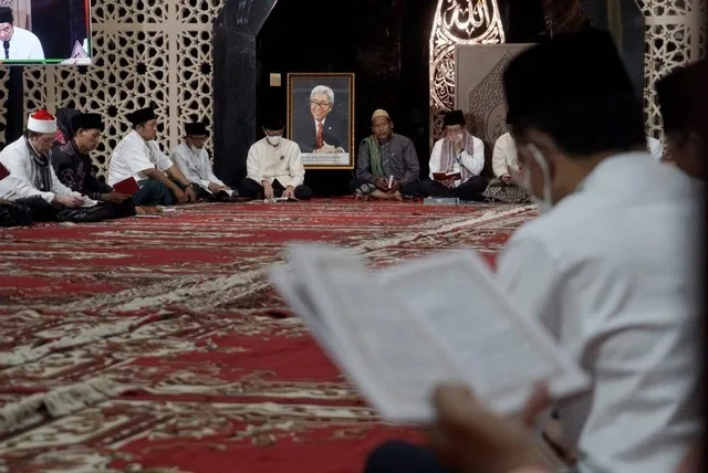 Hukum dan Pandangan Ulama tentang Tahlilan