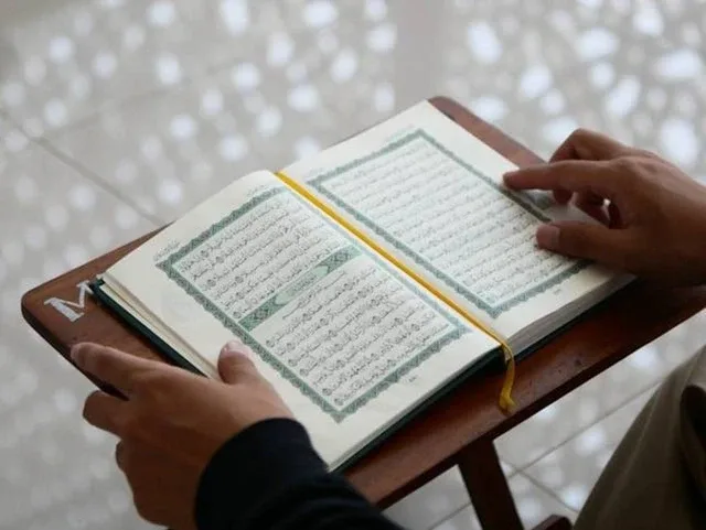 doa setelah baca al quran - Pertanyaan yang Sering Muncul Seputar Doa Setelah Baca Al