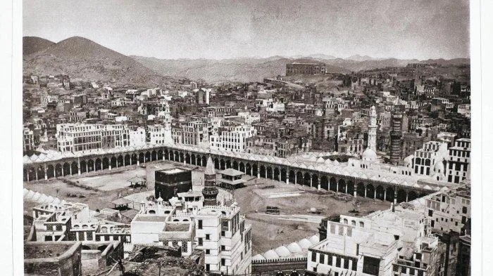 Memahami Sejarah Kota Makkah sebagai Fondasi Pembahasan