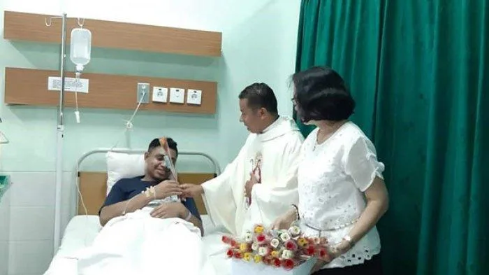 Doa Mendoakan Orang Sakit Lengkap Arab, Latin, dan Artinya:
