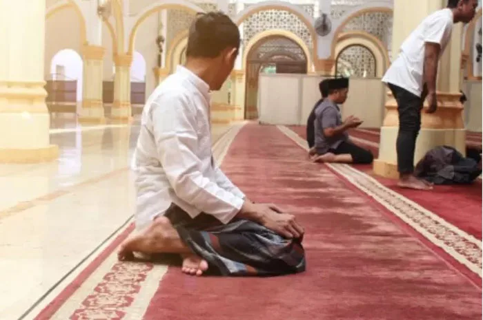 sholat isya jam berapa