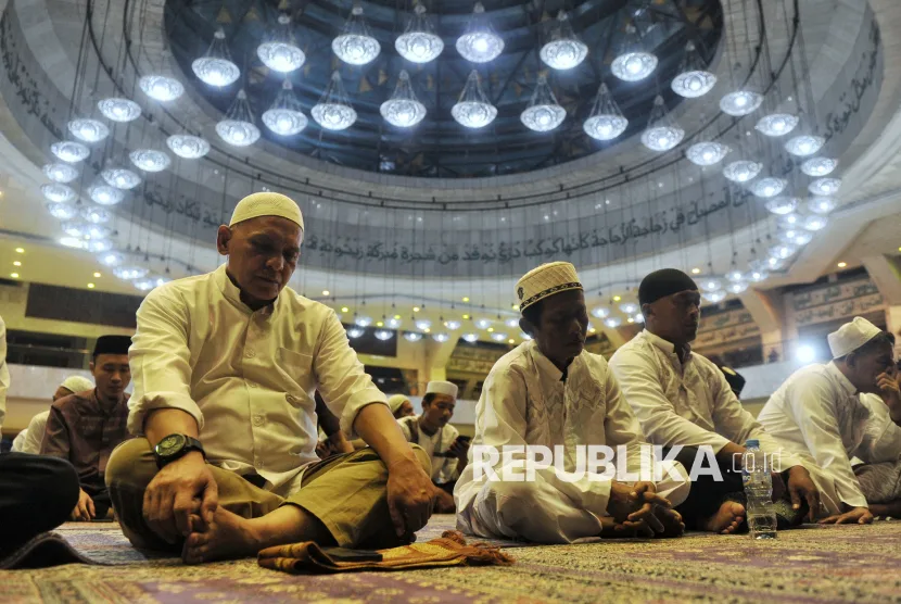 Pertanyaan Umum Seputar Keutamaan Puasa Rajab