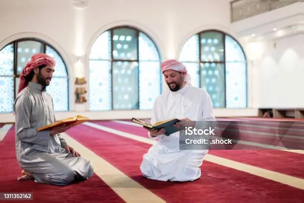 umat islam: Rukun Iman dan Rukun Islam Fondasi Utama