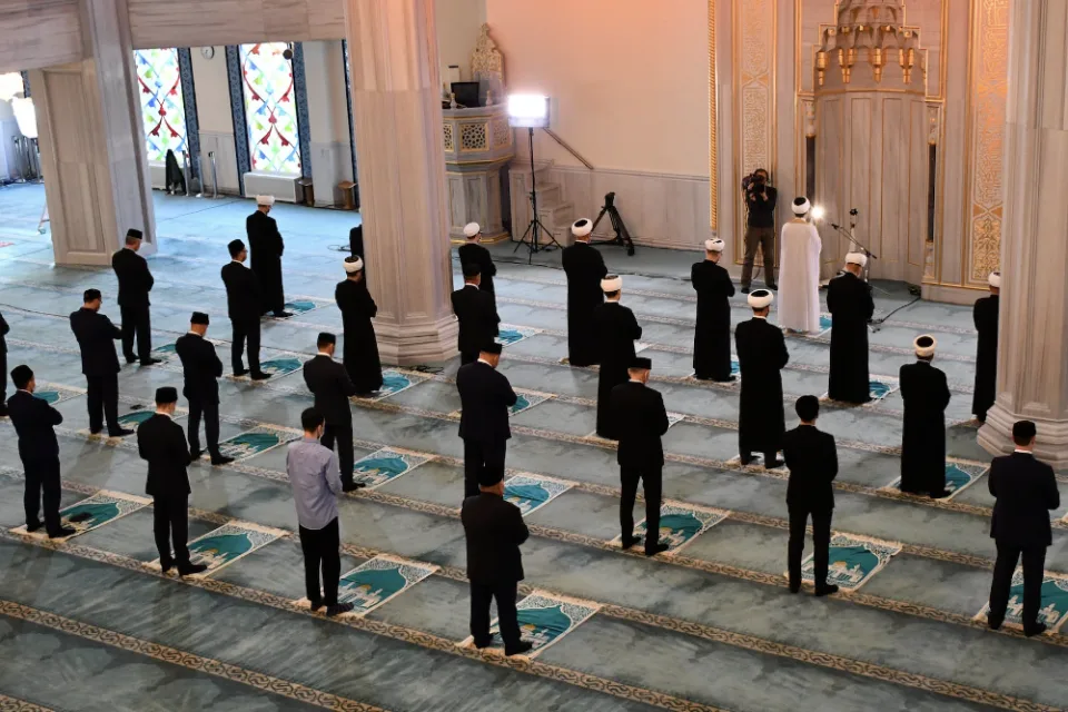 rukun khutbah: Hubungan Khutbah dengan Topik Keislaman Lain yang Sering