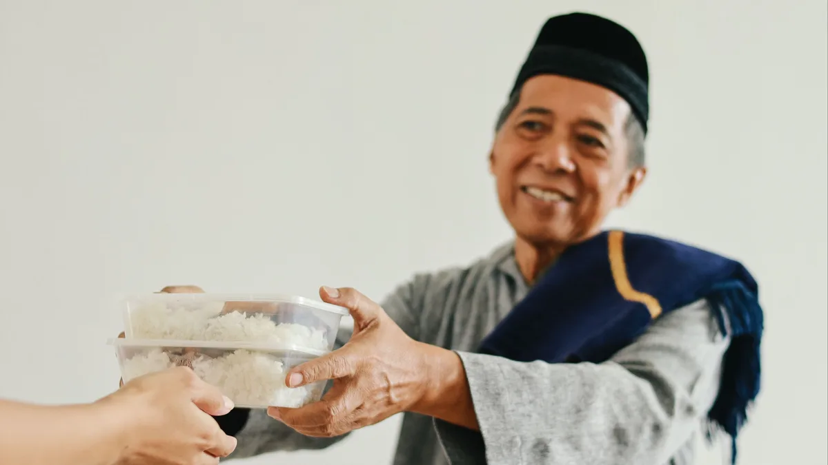 sedekah sosial