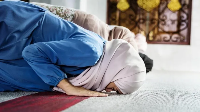 sujud sajadah