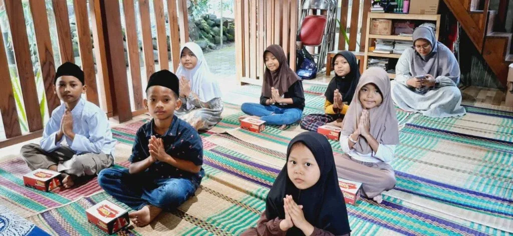 anak yatim dalam islam