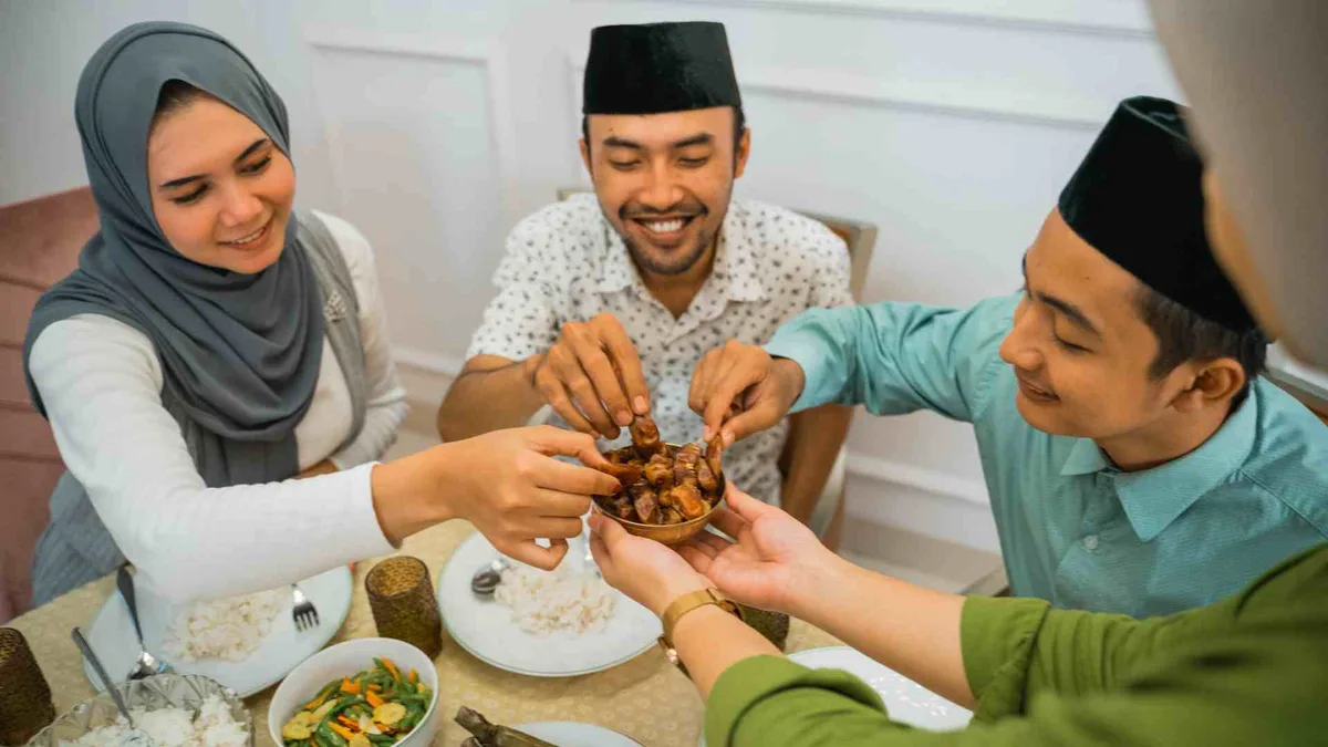 puasa rukun islam: Tabel Perbandingan: Puasa Ramadan dengan Puasa Sunah Utama