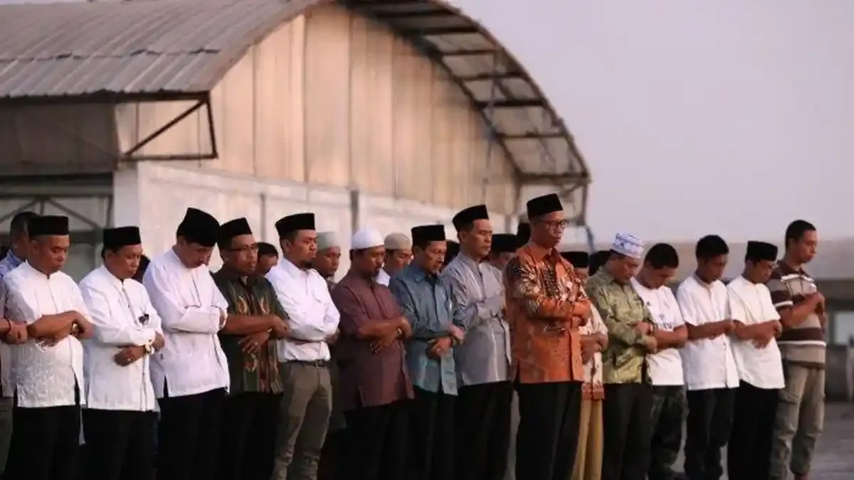 Penerapan Niat Sholat Qobliyah Dzuhur di Berbagai Situasi