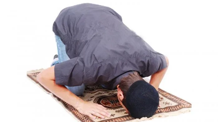al fatihah dalam sholat - Kesalahan Umum dalam Bacaan Al-Fatihah saat Sholat