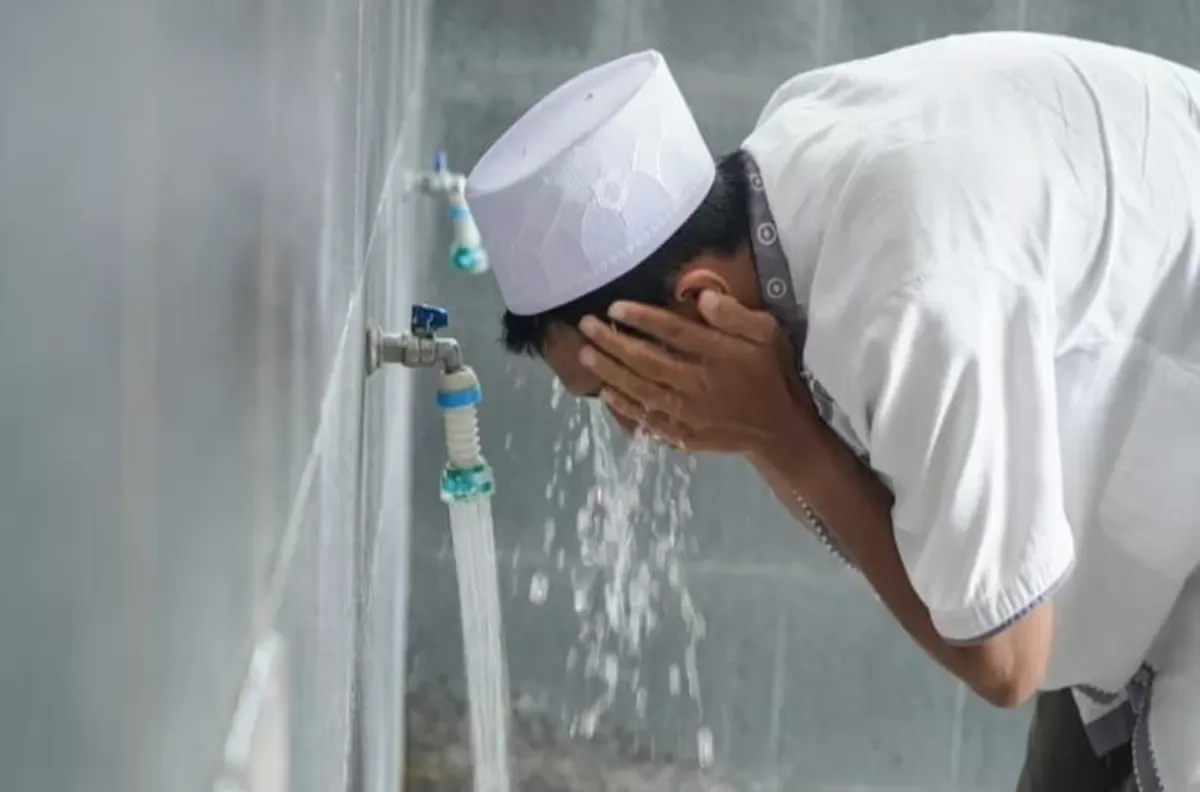 apakah menangis membatalkan wudhu: Bagaimana Ulama Kontemporer Menjawab Pertanyaan Ini