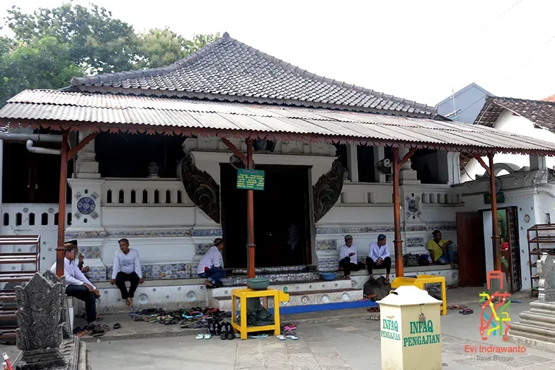 pintu masuk jin
