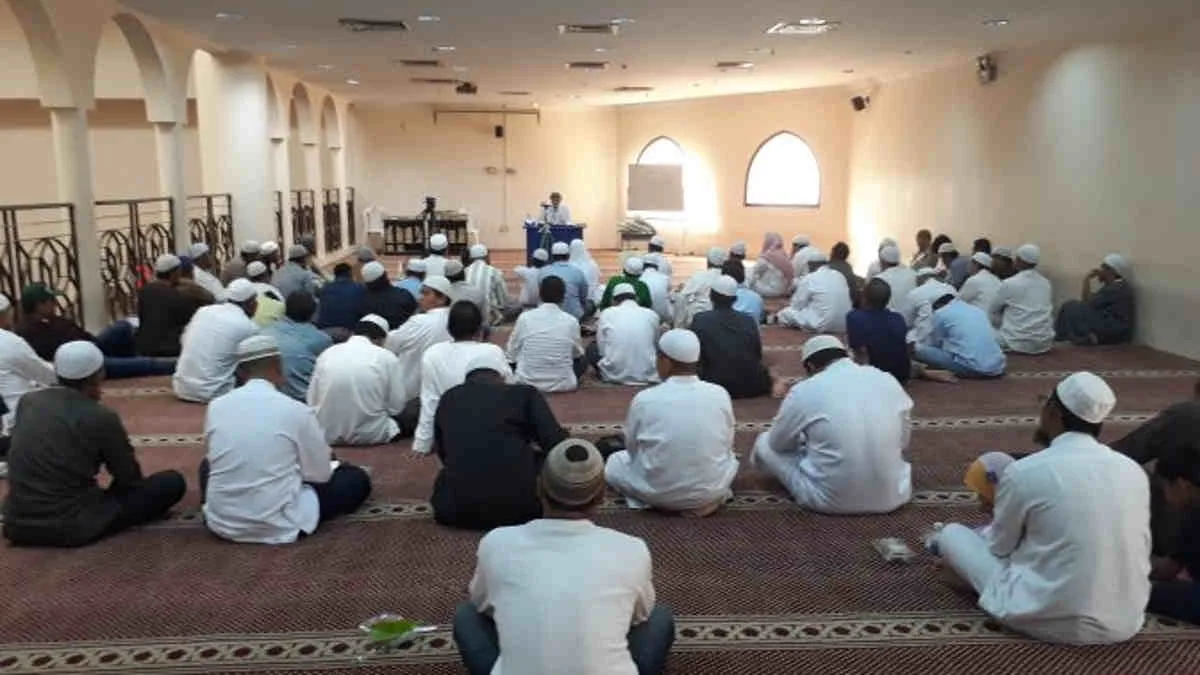 keutamaan majelis ilmu: Kesalahan Umum dalam Menghadiri Majelis Ilmu