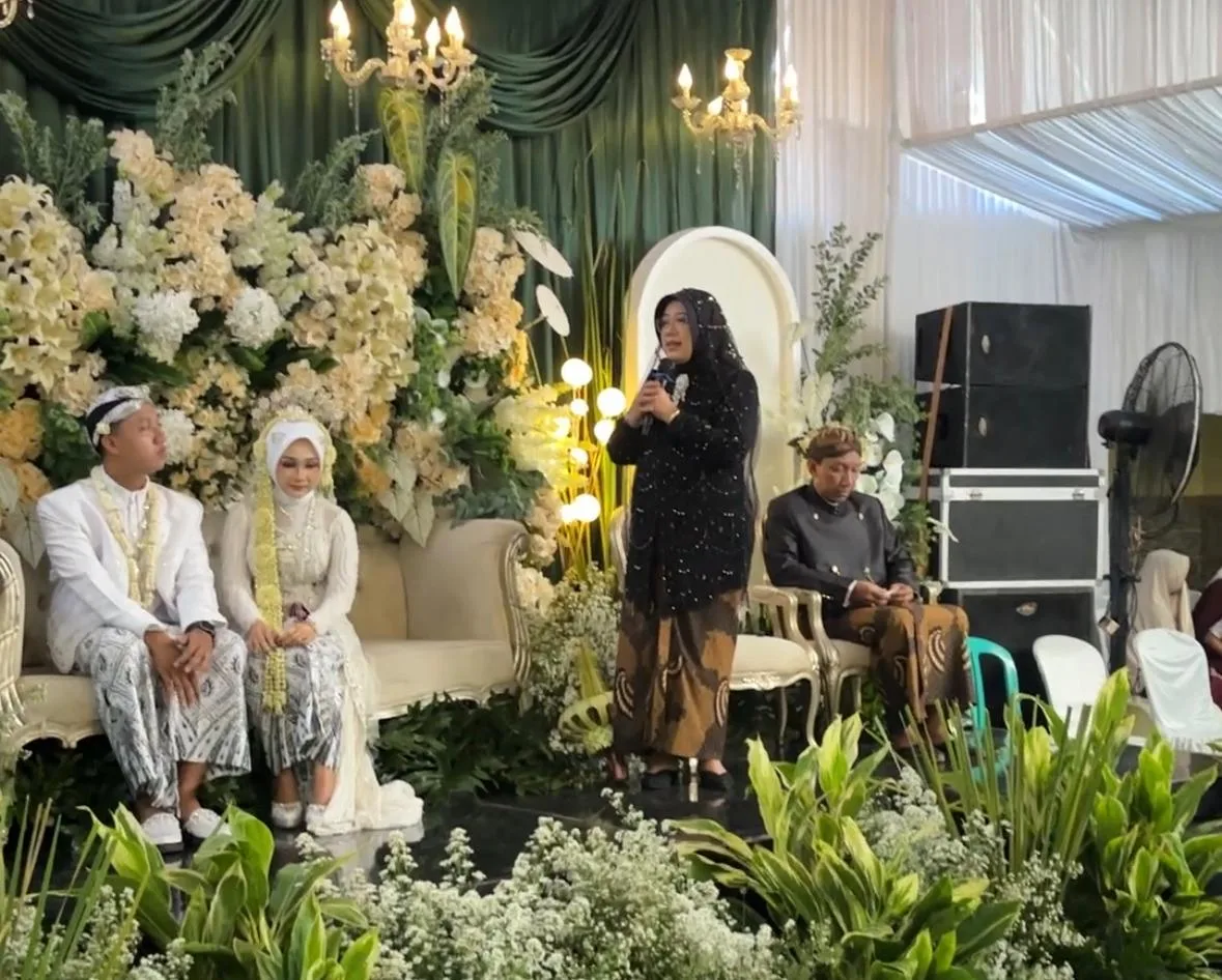 hukum khutbah nikah: Dalil Al-Qur'an tentang Khutbah Nikah