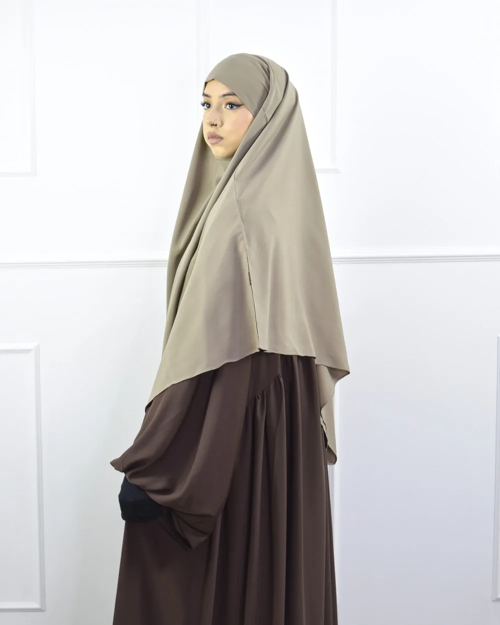 Dasar dan Dalil tentang Khimar dalam Islam