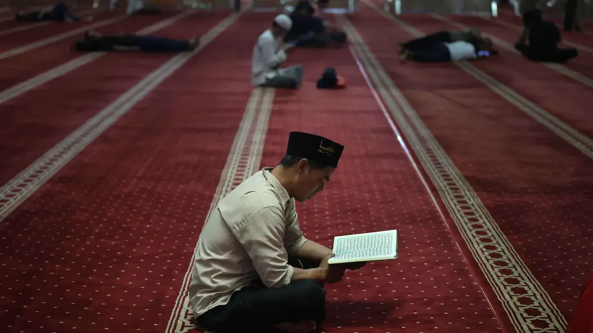 Teks Doa Setelah Tadarus Lengkap Arab, Latin, dan Artinya