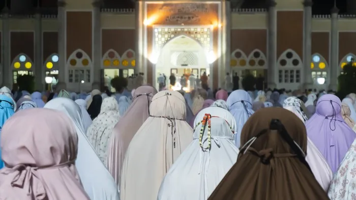 sholat isya jam berapa: Tips Praktis agar Tidak Melewatkan Sholat Isya