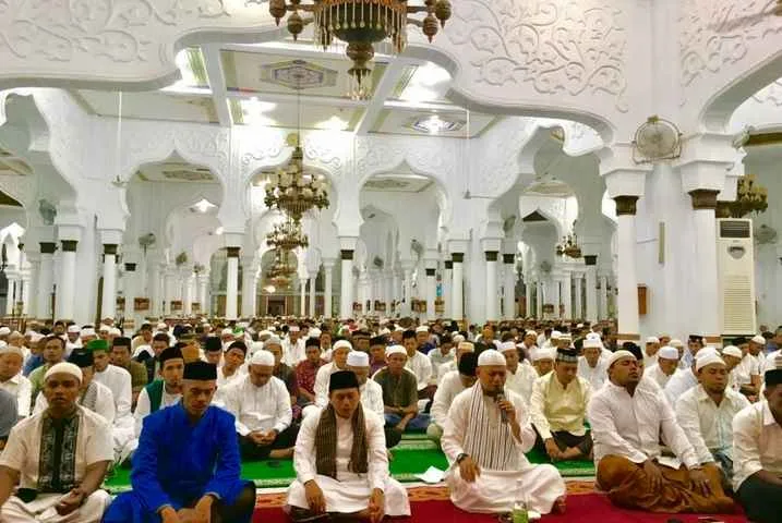 keutamaan majelis ilmu: Hadits Keutamaan Hadir di Majelis Ilmu: Rincian Riwayat dan