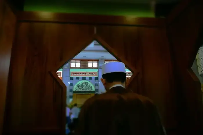 bolehkah sholat subuh jam 6