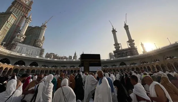 sholat isya jam berapa
