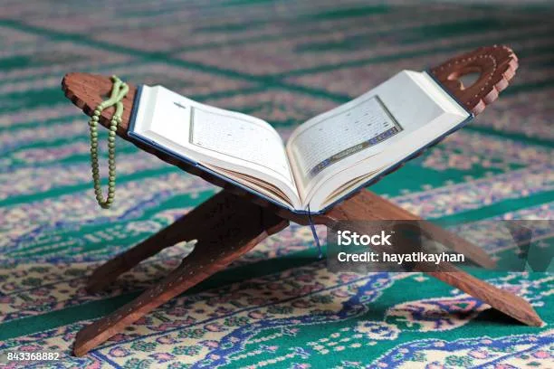 Bagaimana Agama Islam Memandang Ilmu Pengetahuan?