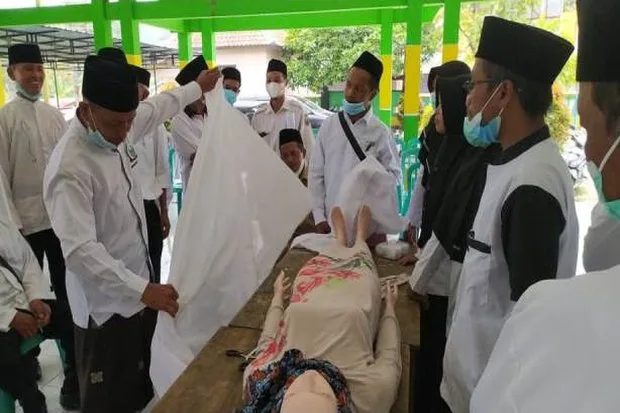 niat memandikan jenazah