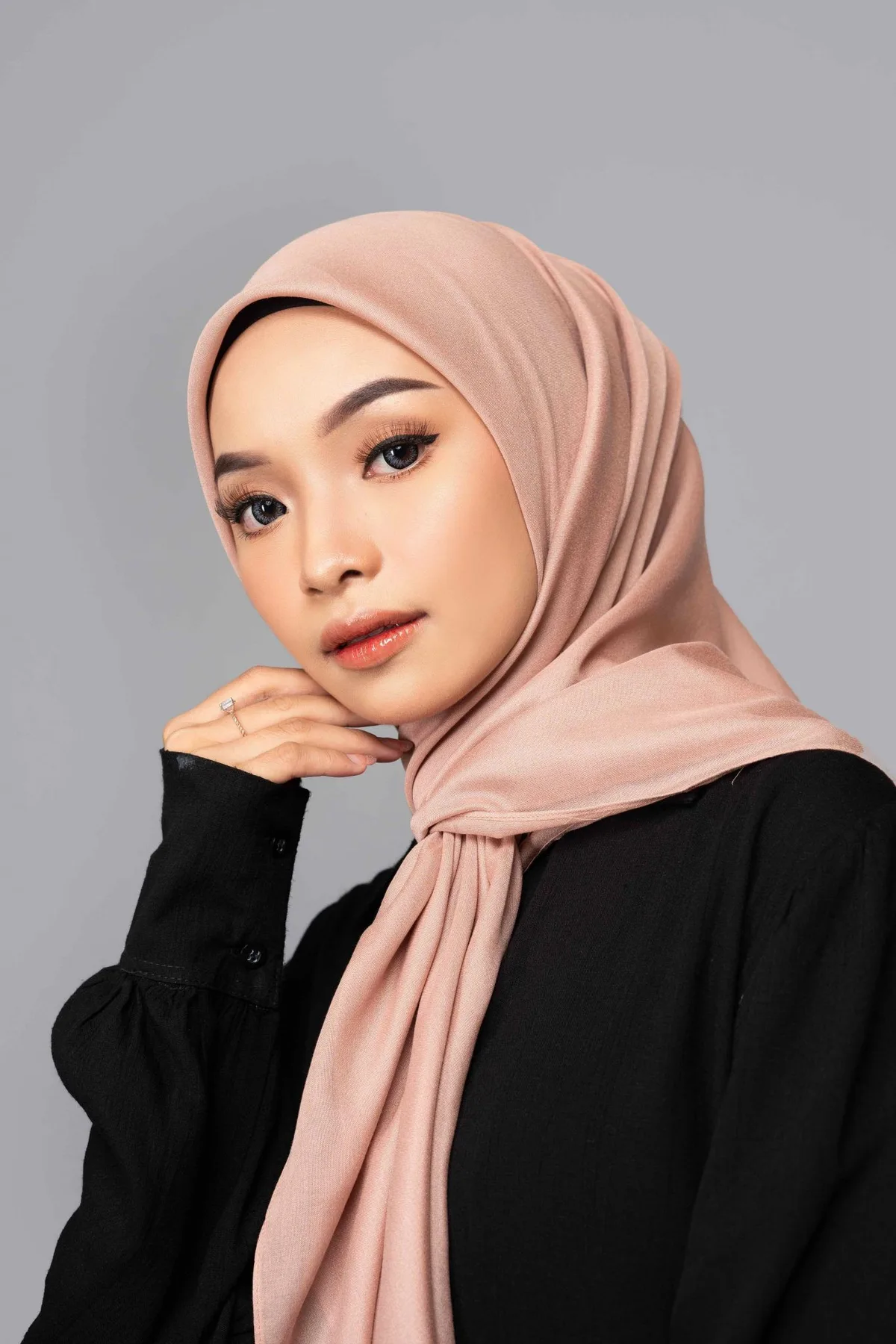 Pertanyaan yang Sering Diajukan Seputar Hijab