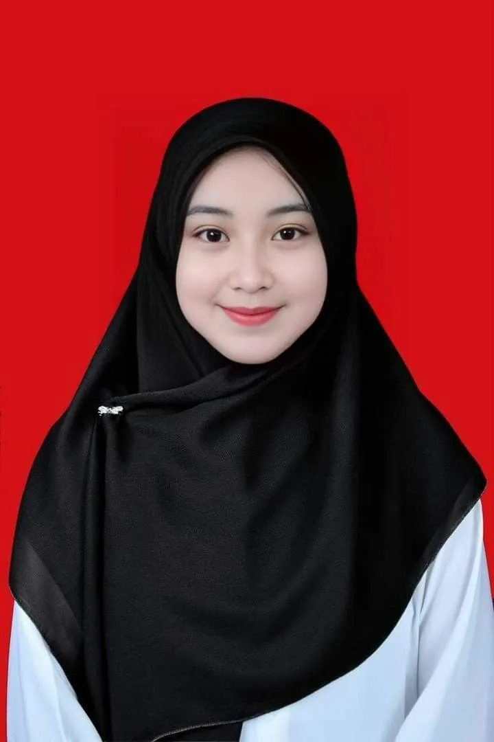 Jilbab Dinas Hitam: Standar Penampilan di Lingkungan Kerja