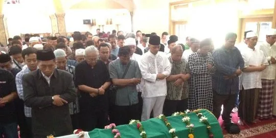 Kesalahan Umum dalam Niat Memandikan Jenazah dan Cara