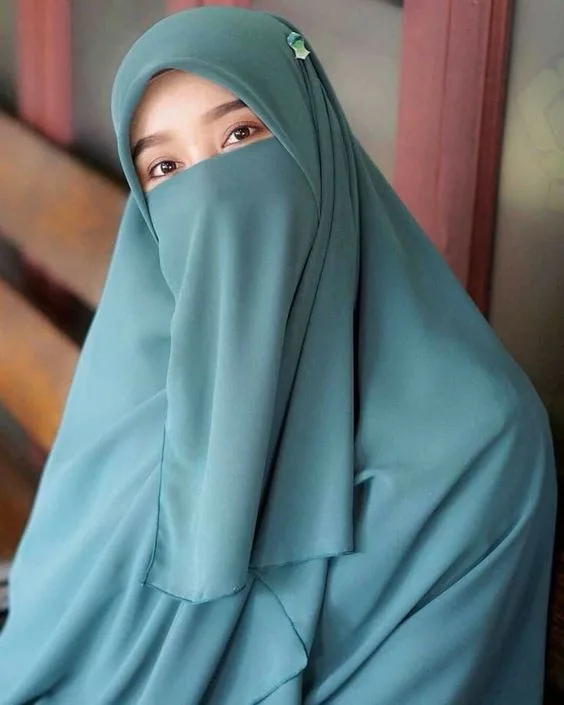 Pertanyaan yang Sering Diajukan Seputar Jilbab