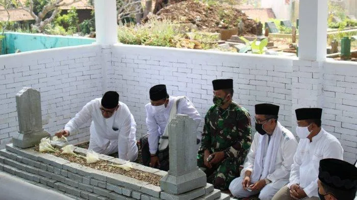Bacaan Ziarah Kubur Lengkap untuk Berbagai Situasi