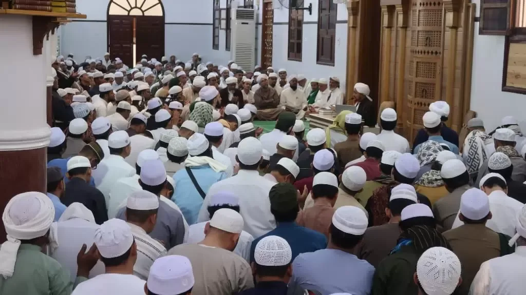 majelis ilmu: Membangun Kebiasaan Menyampaikan Ilmu