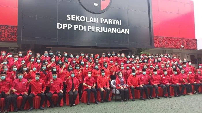Menyusun Kurikulum Pendidikan Kader yang Kontekstual