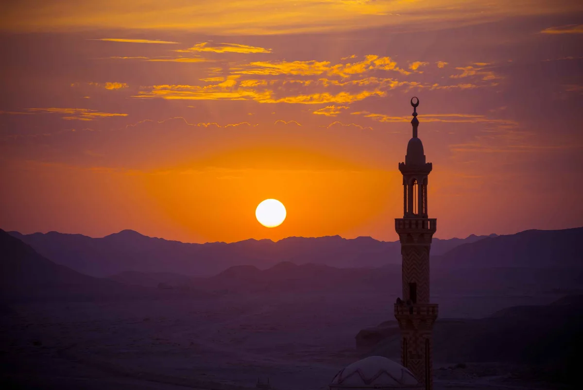 Keutamaan Bulan Rajab Menurut Al-Qur'an dan Hadis