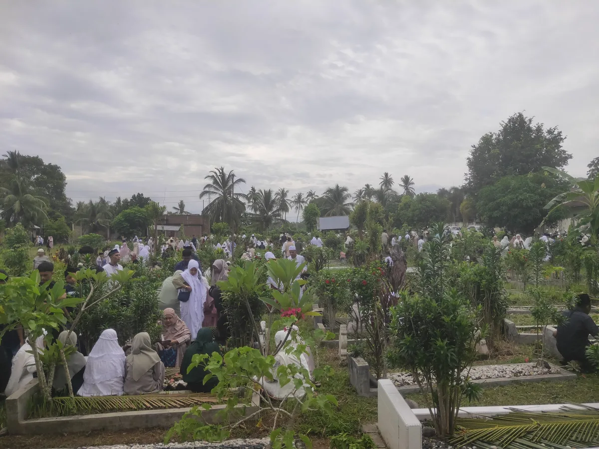 Pertanyaan Umum Seputar Ziarah Kubur Idul Fitri